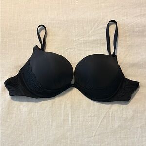 Victoria's Secret Black Seamless Underwire Bra